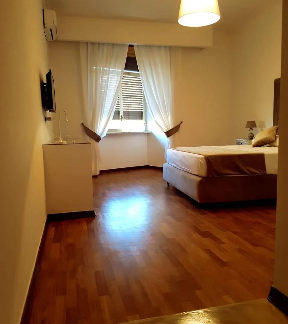 Neapolis City Life